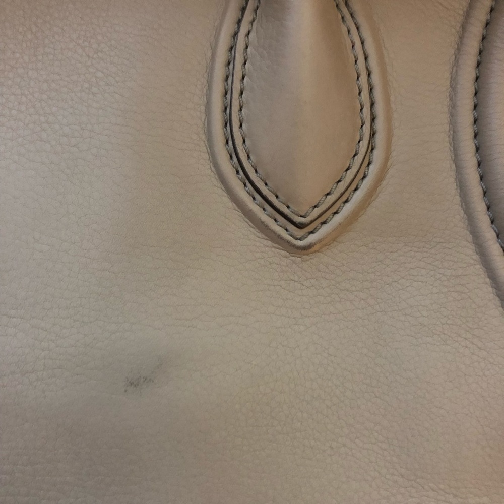Large pearl gray leather CELINE Phantom - Picture 5 of 8